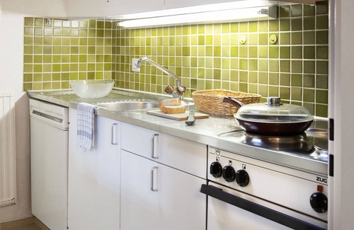 Falera Apartment | Cosy apartment for 4 people with WIFI, pool, TV, balcony, panoramic view and parking
