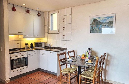 Sonvico Apartment | Cosy apartment for 4 people with WIFI, pool, TV and patio