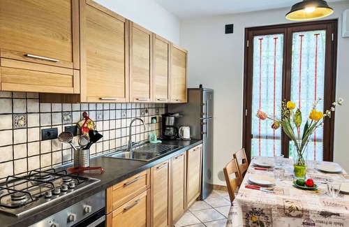 Savona Apartment | Cosy apartment for 4 people with WIFI, TV, patio, pets allowed and panoramic view