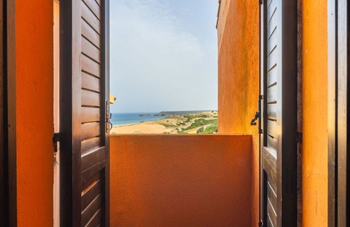 Torre dei Corsari Apartment | Cosy apartment for 4 people with WIFI, terrace and parking