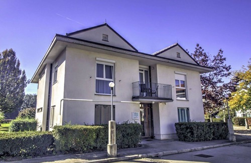 Ptuj Apartment | Cosy apartment for 4 people with pool, A/C, WIFI, TV and balcony