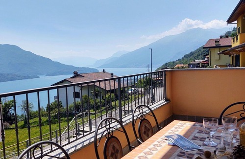 Aurogna Apartment | Cosy apartment for 5 guests with WIFI, TV, terrace and pets allowed