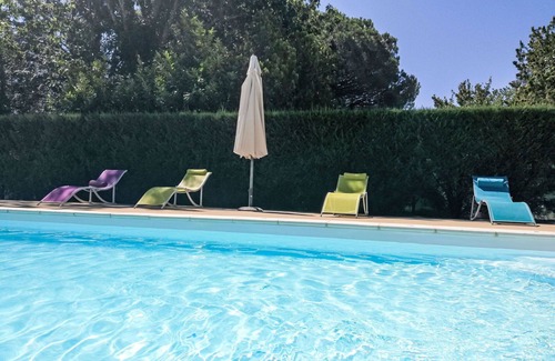 Messanges Apartment | Cosy apartment for 6 people with WIFI, pool, TV, terrace, pets allowed and parking