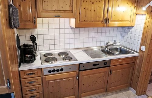 Acletta Apartment | Cosy apartment for 6 guests with pool, WIFI, TV, balcony and panoramic view