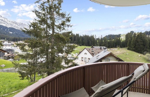 Parpan Apartment | Cosy apartment for 6 guests with WIFI, TV and balcony