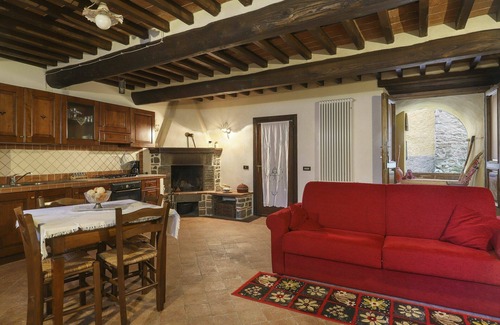 Lugliano Apartment | Cosy apartment for 6 guests with WIFI, private pool, A/C, TV, terrace and pets allowed