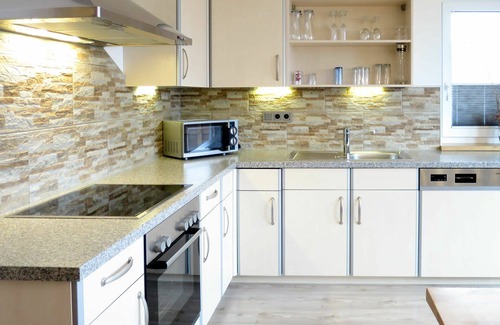 Wiesing Apartment | Cosy apartment for 6 people with WIFI, TV, balcony and parking