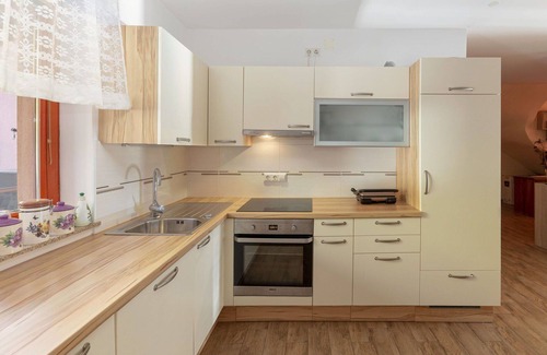 Ratece Apartment | Cosy apartment for 6 people with WIFI, TV and terrace