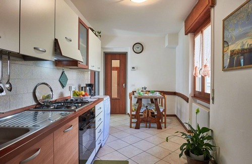 Livo Apartment | Cosy apartment for 6 people with WIFI, hot tub, TV, terrace and pets allowed