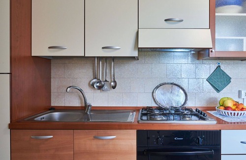 Livo Apartment | Cosy apartment for 6 people with WIFI, hot tub, TV, terrace and pets allowed