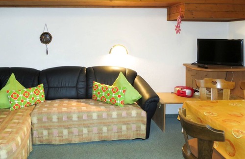 Zillertal Apartment | Cosy apartment for 7 guests with WIFI, TV, balcony and parking