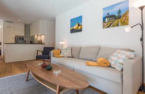 Saas-Balen Apartment | Cosy apartment for 7 people with WIFI, TV, balcony and pets allowed