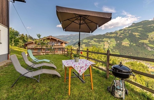 Hippach-Schwendberg Apartment | Cosy apartment for 8 guests with WIFI, TV, patio and parking