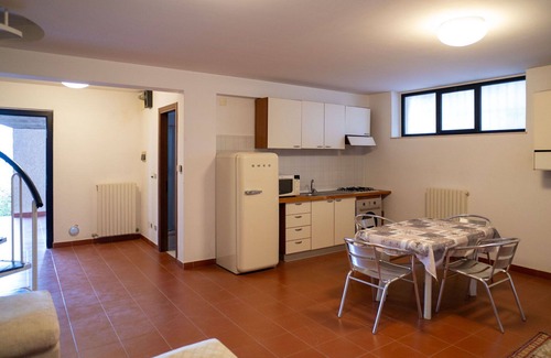 Silvi Apartment | Cosy apartment for 8 people with WIFI, patio and pets allowed