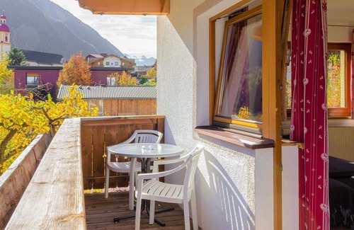 Neustift Im Stubaital Apartment | Cosy apartment for 9 people with WIFI, TV and balcony