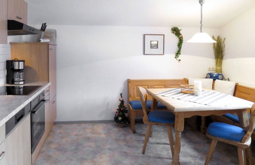 Emberg Apartment | Cosy apartment for 9 people with WIFI, TV and balcony