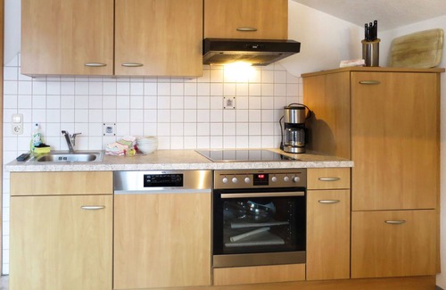 Emberg Apartment | Cosy apartment for 9 people with WIFI, TV and balcony
