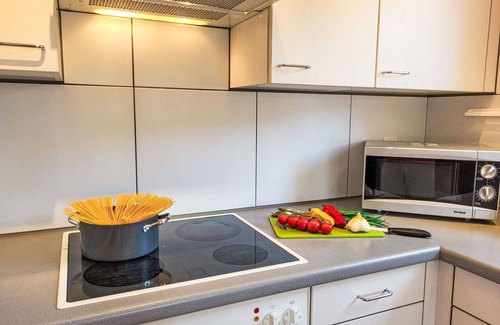 Pura Apartment | Cosy apartment for 4 guests with pool, WIFI, TV and balcony