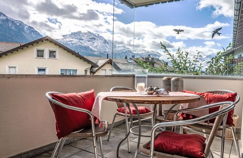 Champfer Apartment | Cosy apartment for 4 guests with WIFI, TV, balcony, pets allowed and panoramic view
