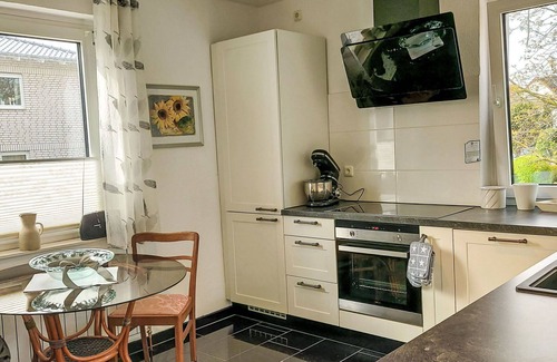 Bad Pyrmont Apartment | Cosy apartment for 2 guests with WIFI, TV and terrace
