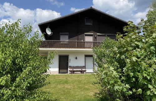 Arrach Apartment | Cosy apartment for 2 people with WIFI, TV, terrace, pets allowed and parking