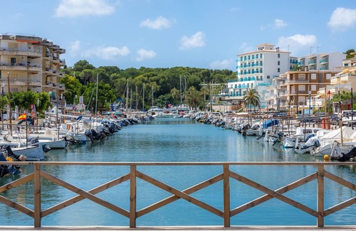 Porto Cristo Apartment | Cosy Apartment in Porto Cristo with Harbour View and WLAN