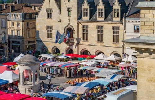 Libourne Apartment | Cosy apartment in the center of Libourne - WIFI