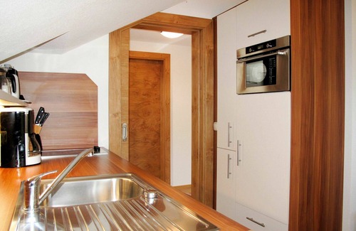 Oberwang Villa | Cosy apartment in villa for 6 guests with WIFI, TV and balcony