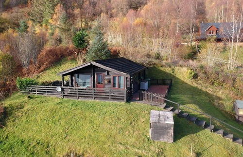 South Laggan House | Cosy apartment in villa for 4 guests with TV