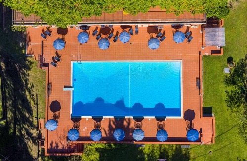 San Vivaldo Villa | Cosy apartment in villa for 8 guests with WIFI, pool, TV, terrace and pets allowed
