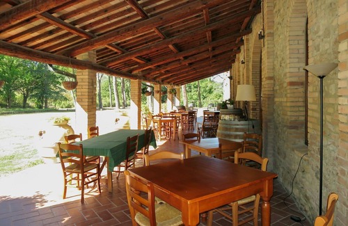 Pomarance House | Cosy apartment in villa with hot tub, WIFI, pool, A/C, TV, patio, pets allowed and parking