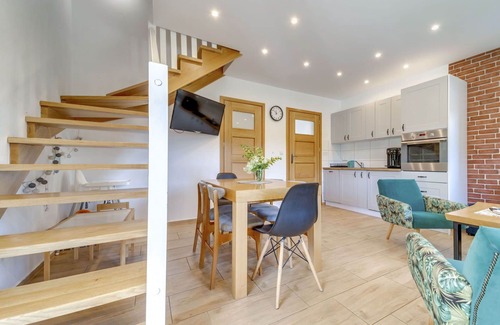 Wisla House | Cosy apartment in villa for 8 people with WIFI, TV, terrace and parking