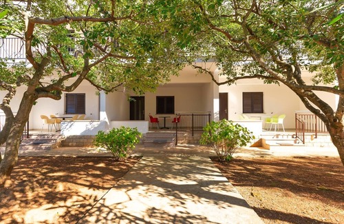 Mali Maj Apartment | Cosy apartment with garden view near the beach
