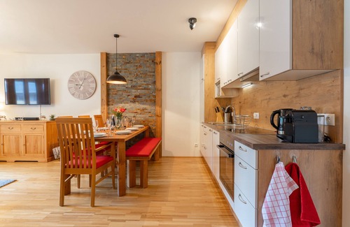 Tamsweg Apartment | Cosy apartment with large balcony