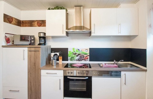 Goessweinstein Apartment | Cosy apartment with terrace and garden access in a quiet wooded area