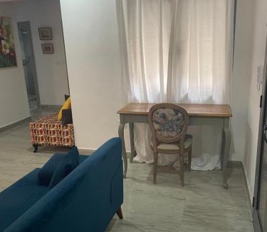 Ain Zaghouan Apartment | Cosy Artist 1 BR in Ain Zaghouan
