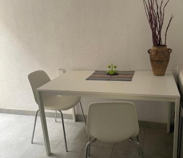 Ain Zaghouan Apartment | Cosy Artist 1 BR in Ain Zaghouan