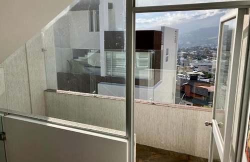 La Primavera House | Cosy, bright and fancy room in the Valley NOT MOTEL