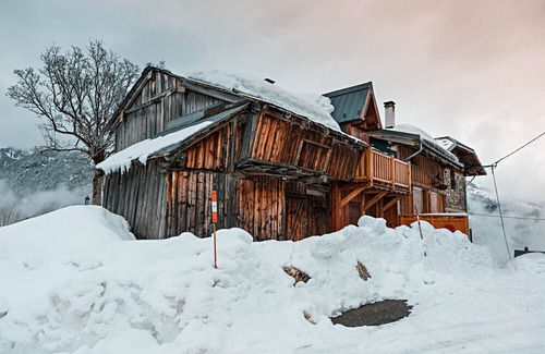 Saint-Jean-de-Belleville Ski Chalet | Cosy chalet in charming alpine village in Les 3 Vallées