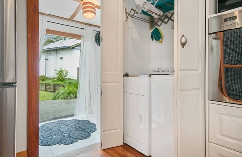 Frankton House | Cosy CBD Cottage Hamilton - central, well equipped
