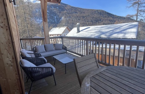 Les Orres Ski Chalet | COSY CHALET with SPA Jacuzzi, Hammam and Sauna!