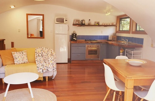 Kaeo Cottage | Cosy, chic hideaway by the Takou River, Kerikeri, Bay of Islands