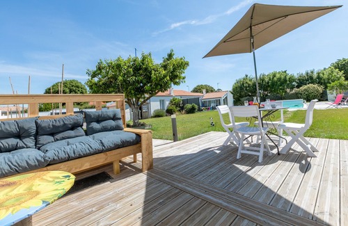 Saint-Xandre Apartment | Cosy Corner - Studio avec piscine