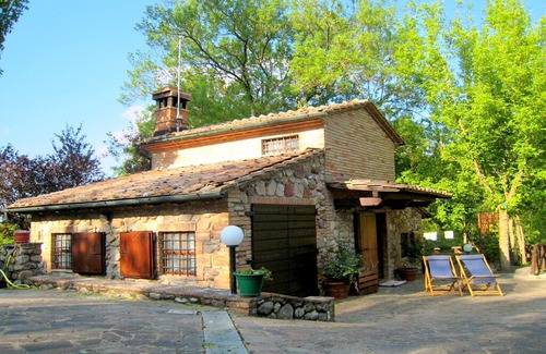 Chiusdino House | Cosy Cottage in Chiusdino with Garden