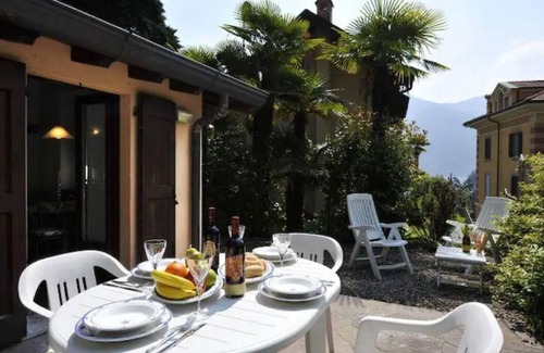 Tremezzina Cottage | Cosy Cottage Florines 2 minutes walk from lake front in Lenno.