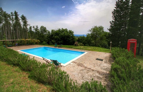 Scheggia Cottage | Cosy Cottage in Anghiari with Pool & Garden