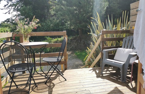 Saint-Quay-Perros House | Cosy country studio by the sea/Perros Guirec