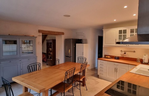 Bissey-la-Cote House | Cosy country house