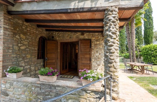 Ponte di Gabbiano Cottage | Cosy double room in pretty cottage with WiFi and AC in enchanting Monteaperti
