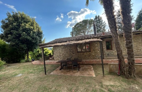 Ponte di Gabbiano Cottage | Cosy double room in pretty cottage with WiFi and AC in enchanting Monteaperti